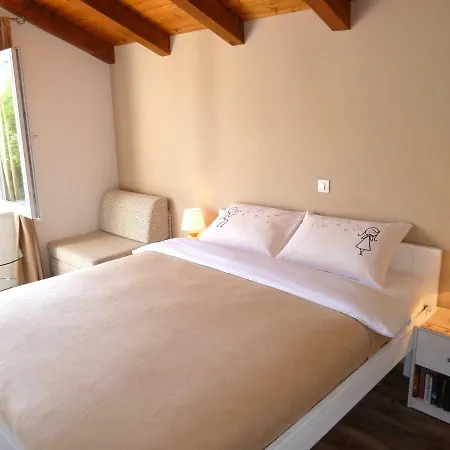 Nice Apartment & Room In Cavtat Exterior photo